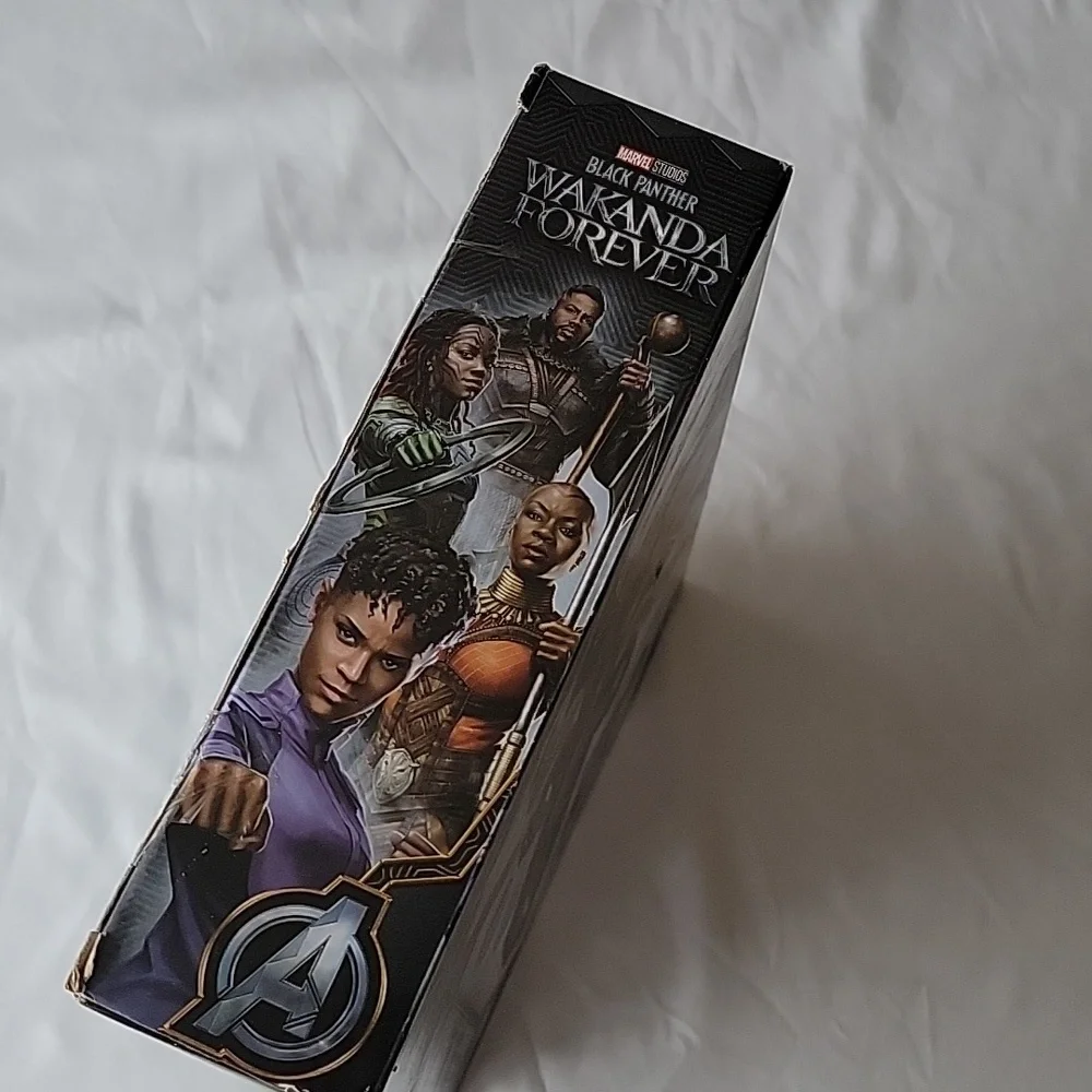 Marvel Black Panther Wakanda Forever Vibranium Blast Sunbird Shuri Action Figure